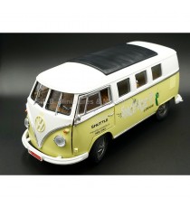 VW VOLKSWAGEN MINIBUS SPACE AGE 1962 GREEN AND WHITE 1:18 GREENLIGHT left front