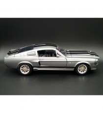 FORD MUSTANG SHELBY GT500 ELEANOR 1967 ( FILM 60 SECONDES CHRONO ) 1:18 GREENLIGHT VUE DE DROITE