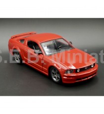 FORD MUSTANG GT 5.0 2006 ROUGE 1:24 MAISTO avant droit