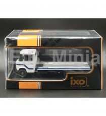 TOW TRUCK MERCEDES-BENZ L608 D 1980 1:43 IXO-MODELS with packaging