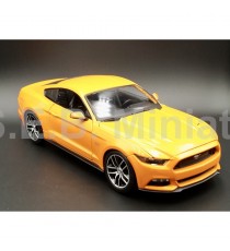 FORD MUSTANG GT 5.0 2015 ORANGE 1:18 MAISTO right front