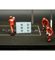 SET OF 6 RED PIT STOP FIGURINES+DECAL+ACCESSORIES 1:43 IXO-MODELS AND DECALS