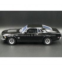 FORD MUSTANG BOSS 429 NOIRE 1:18 MOTORMAX côté gauche