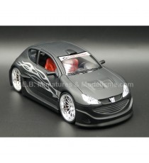 PEUGEOT 206 TUNING MATT BLACK FLAMES SILVER 1:24 WELLY right front