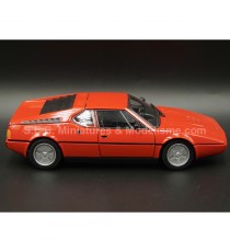 BMW M1 RED 1:24 WELLY right side
