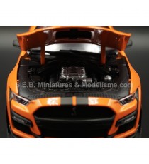 FORD MUSTANG SHELBY GT500 2020 ORANGE/BLACK 1:18 MAISTO open hood