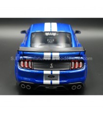 FORD MUSTANG SHELBY GT500 2020 BLUE / WHITE 1:18 MAISTO back side