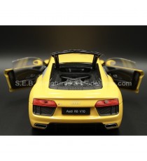AUDI R8 V10 COUPE 2006 YELLOW 1:18 WELLY open hood