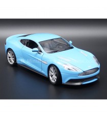 ASTON MARTIN VANQUISH BLUE 1:24 WELLY right front