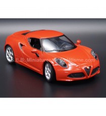 ALFA ROMEO 4C 2014 RED 1:24 WELLY right front