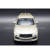 MASERATI LEVANTE 2016 CHAMPAGNE 1:24 WELLY front side