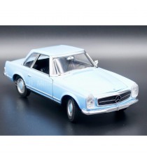 MERCEDES 230 SL 1963 W113 BLUE 1:24 WELLY right front