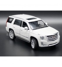 CADILLAC ESCALADE FROM 2017 WHITE 1:24 WELLY right front