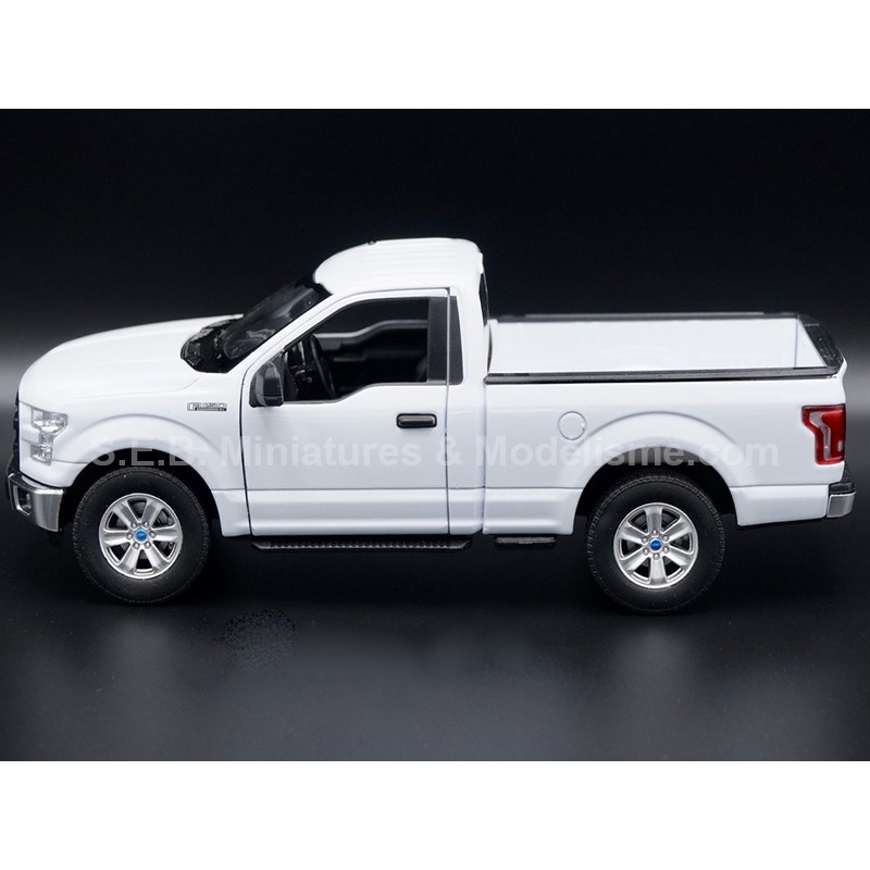 FORD F-150 PICK-UP DE 2015 BLANC 1:24 WELLY côté gauche FORD F-150 PICK-UP DE 2015 BLANC 1:24 WELLY côté gauche