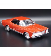 1965 BUICK RIVIERA GRAND SPORT RED 1:24 WELLY right front