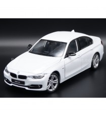BMW 335i F30 WHITE 1:24 WELLY left front
