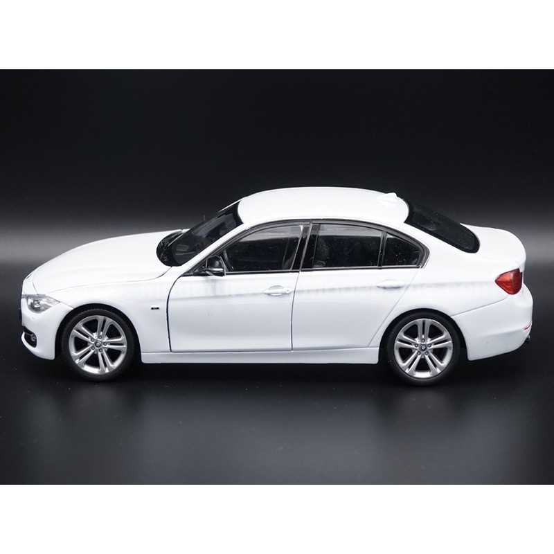 BMW 335i F30 WHITE 1:24 WELLY left side