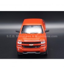 CHEVROLET SILVERADO ZZ1 PICK-UP 2017 RED 1:24-27 WELLY front side