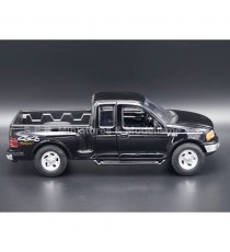 FORD F-150 FLARESIDE SUPERCAB BLACK 1999 1:24 WELLY right side