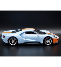 2019 FORD GT 40 BLUE AND ORANGE 1:18 MAISTO right side