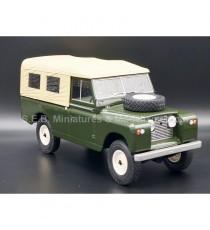 LAND ROVER 109 PICK-UP SERIE II GREEN/SAND 1:18 MCG right front