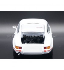 PORSCHE 911 CARRERA RS 2.7 WHITE AND RED 1:24 WELLY open hood