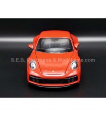 PORSCHE 911 CARRERA 4S RED 1:24 WELLY front side