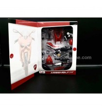 DUCATI 1199 PANIGALE RED IN KIT 1:12 MAISTO OPEN PACKAGING