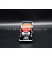 MAYBACH DS 8 ZEPPELIN CONVERTIBLE 1930 RED 1:43 WHITEBOX front side