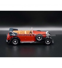 MAYBACH DS 8 ZEPPELIN CONVERTIBLE 1930 RED 1:43 WHITEBOX right side