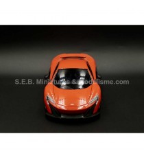McLAREN 675 LT CONVERTIBLE RED 1:24 WELLY front side