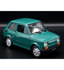 FIAT 126 GREEN 1:24 WELLY right front