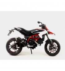 DUCATI HYPERMOTARD SP 2013 1/12 MAISTO côté droit