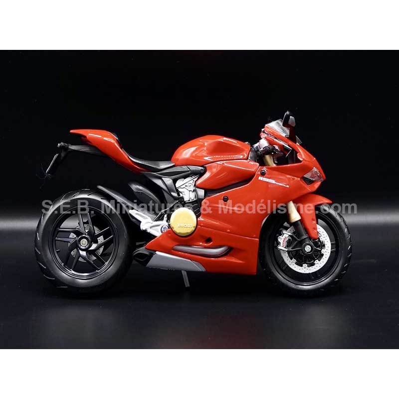 DUCATI 1199 PANIGALE DE 2012 ROUGE 1:12 MAISTO vue de côté droit