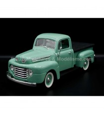FORD F-1 PICK UP FROM 1948 GREEN WITH BOOT COVER 1:18 LUCKY DIE CAST