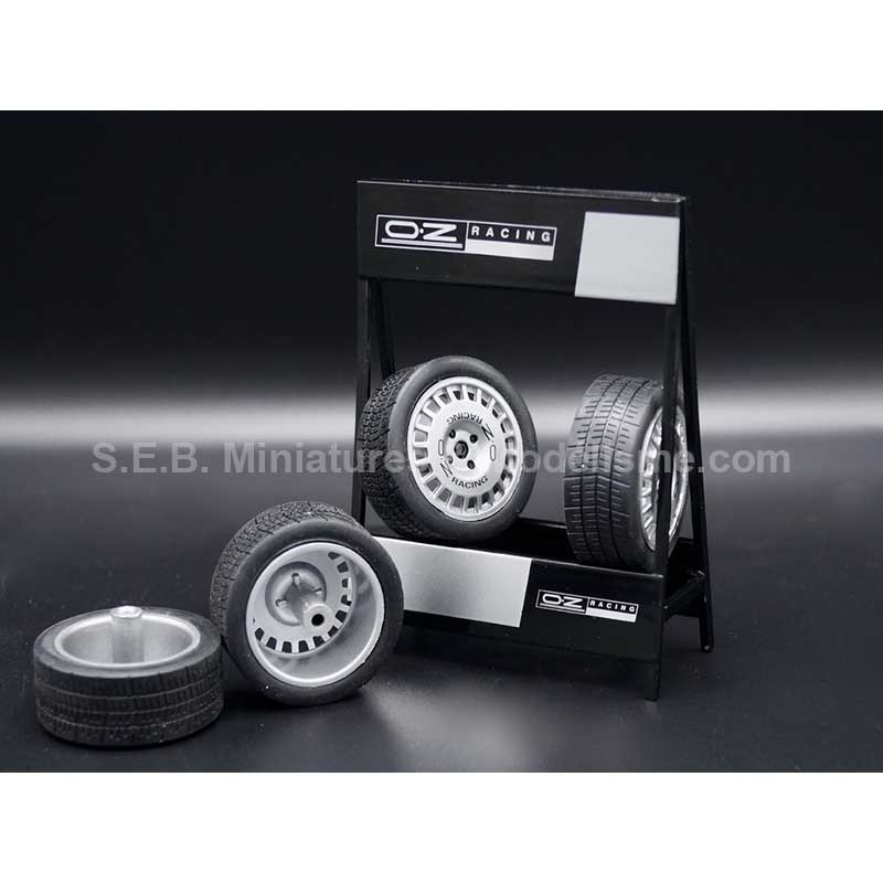 RACK OZ + 4 ROUES COMPLÈTES AVEC AXE DE ROUE 1:18 IXO-MODELS RACK OZ + 4 ROUES COMPLÈTES AVEC AXE DE ROUE 1:18 IXO-MODELS