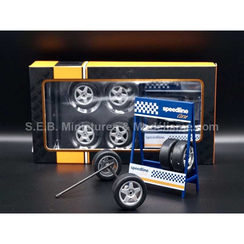 RACK SPEEDLINE CORSE + 4 ROUES COMPLÈTES AVEC AXE DE ROUE 1:18 IXO-MODELS