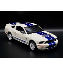 FORD MUSTANG GT 500 SHELBY COBRA 2007 1:24 WELLY vue avant droit