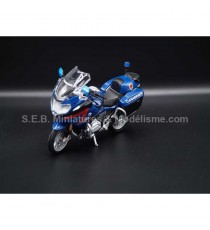 BMW R 1200 RT FROM 2005 POLICE ITALIAN "CARABINIER" 1:18 MAISTO left front