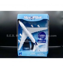 AIRBUS A380 WHITE WITH BASE NEW RAY in the packaging
