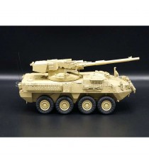 M1128 MGS STRYKER MILITARY SAND 1:48 SOLIDO right side