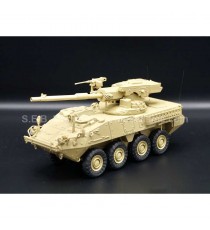 M1128 MGS STRYKER MILITAIRE SABLE 1:48 SOLIDO avant gauche
