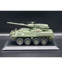 M1128 MGS STRYKER MILITAIRE DECO MVO 91X 1:48 SOLIDO vue côté gauche avec socle