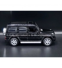 MERCEDES-BENZ CLASS G V8 FROM 2009 BLACK 1:24 WELLY right side