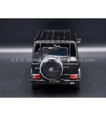 MERCEDES-BENZ CLASS G V8 FROM 2009 BLACK 1:24 WELLY back side