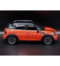 MINI COOPER S COUNTRYMAN R60 ROUGE 1:24 RASTAR côté droit