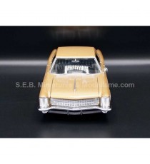 1965 BUICK RIVIERA GRAND SPORT GOLD 1:24 WELLY front side