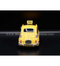YELLOW FIAT NUOVA 500 NYC TAXI FROM 1957 1:24 WELLY back side