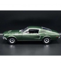 FORD MUSTANG GT FASTBACK DE 1968 ÉDITION LIMITÉE 1:18 GREENLIGHT VUE DE GAUCHE