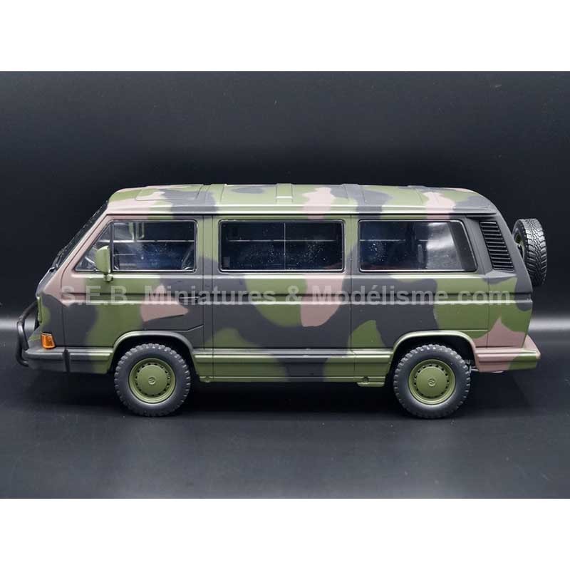 VW T3 BUS SYNCRO ARMY 1:18 KK SCALE LEFT SIDE
